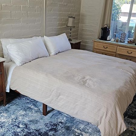 Little European Lodge Carmel Valley Extérieur photo
