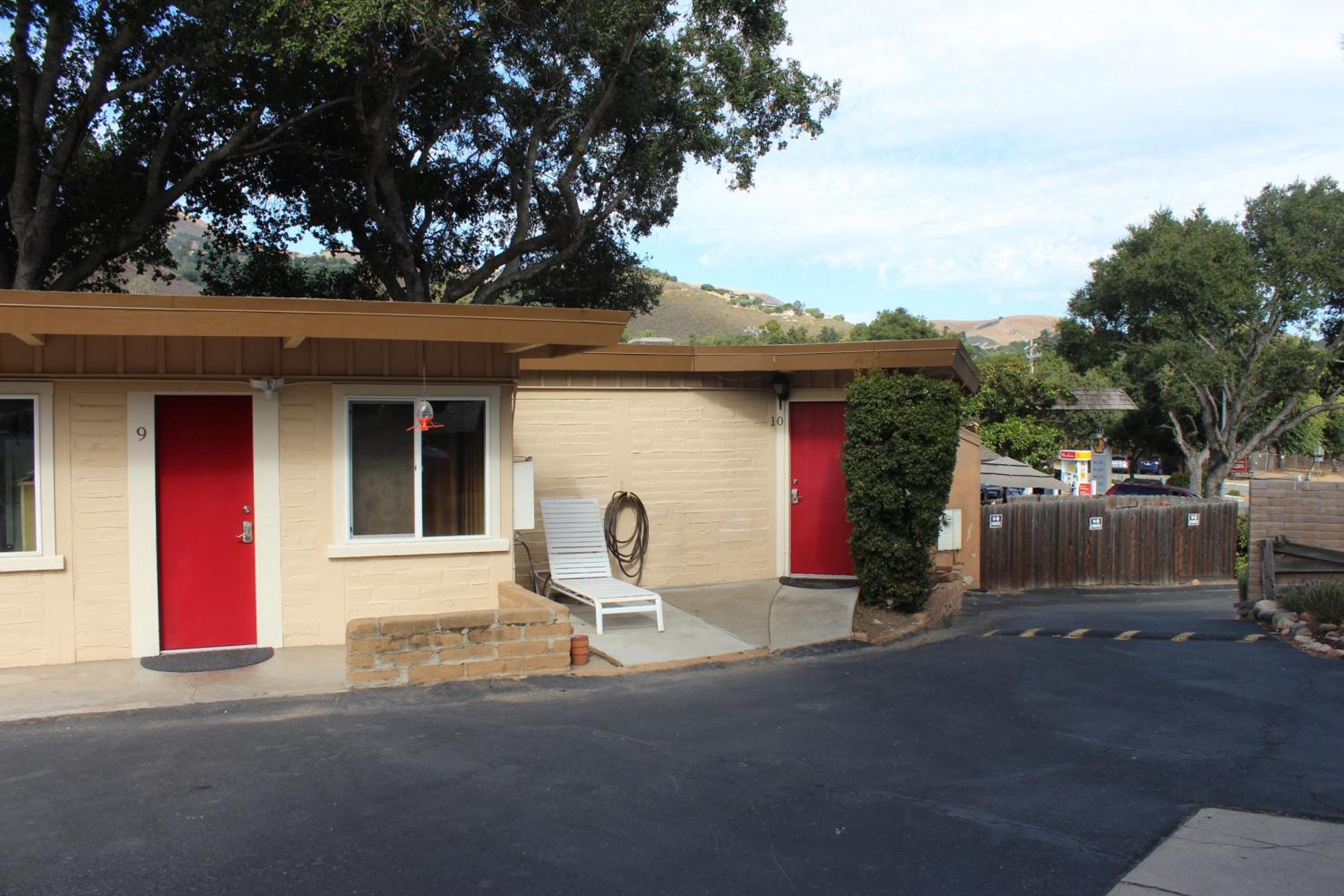 Little European Lodge Carmel Valley Extérieur photo