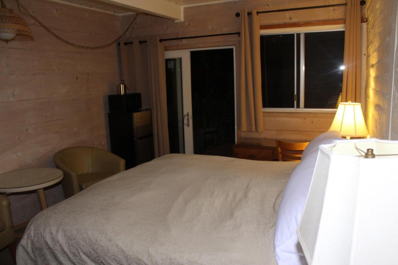 Little European Lodge Carmel Valley Extérieur photo